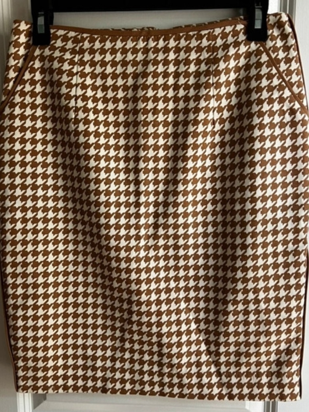 Women's Brown & White Houndstooth Pencil Skirt